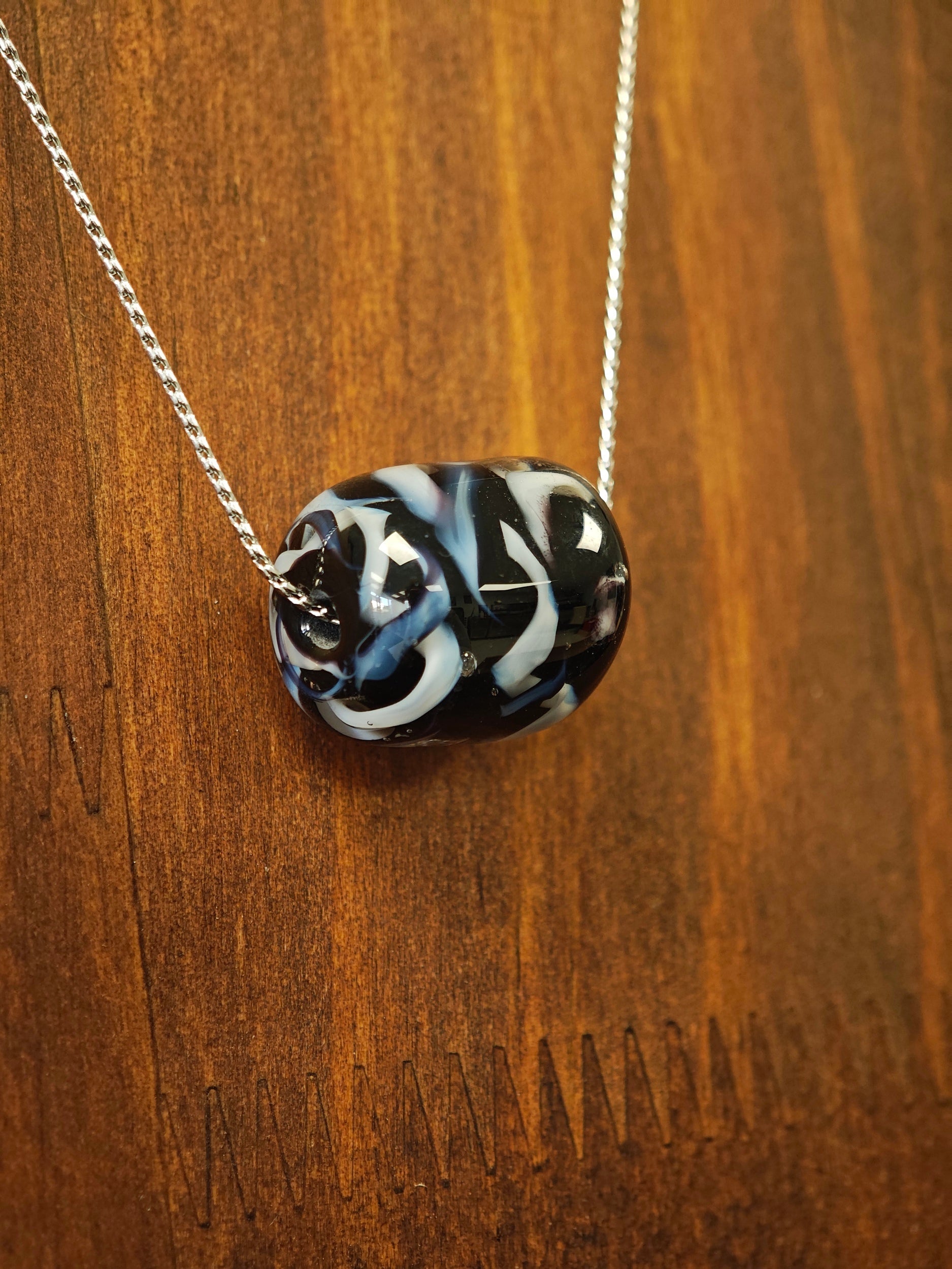 Collier Nomos Les larmes du Phoenix